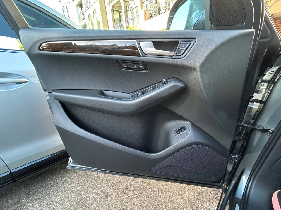 2012 Audi 8R Q5 - Image 11 of 24