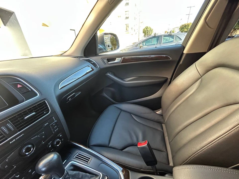 2012 Audi 8R Q5 - Image 9 of 24