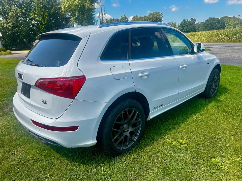 2011 Audi 8R Q5 - Image 3 of 8