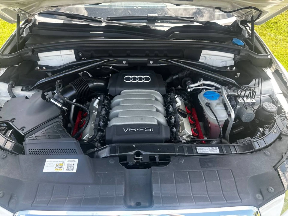 2011 Audi 8R Q5 - Image 8 of 8