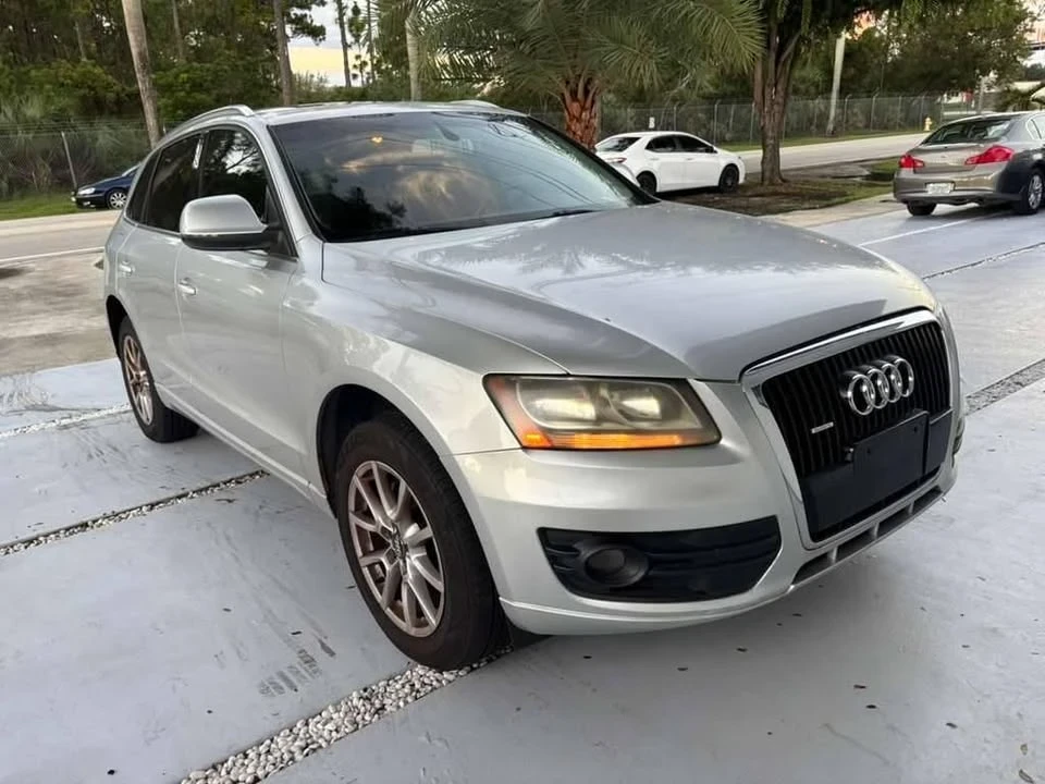 2010 Audi 8R Q5 - Image 2 of 4