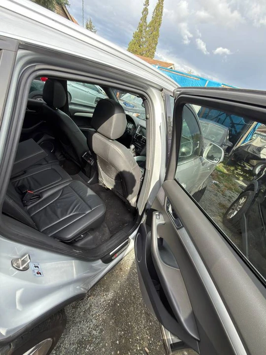 2010 Audi 8R Q5 - Image 10 of 12