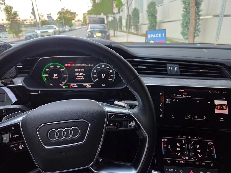 2024 Audi Q8 - Image 6 of 14