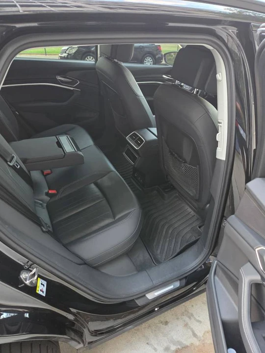 2024 Audi Q8 - Image 10 of 14