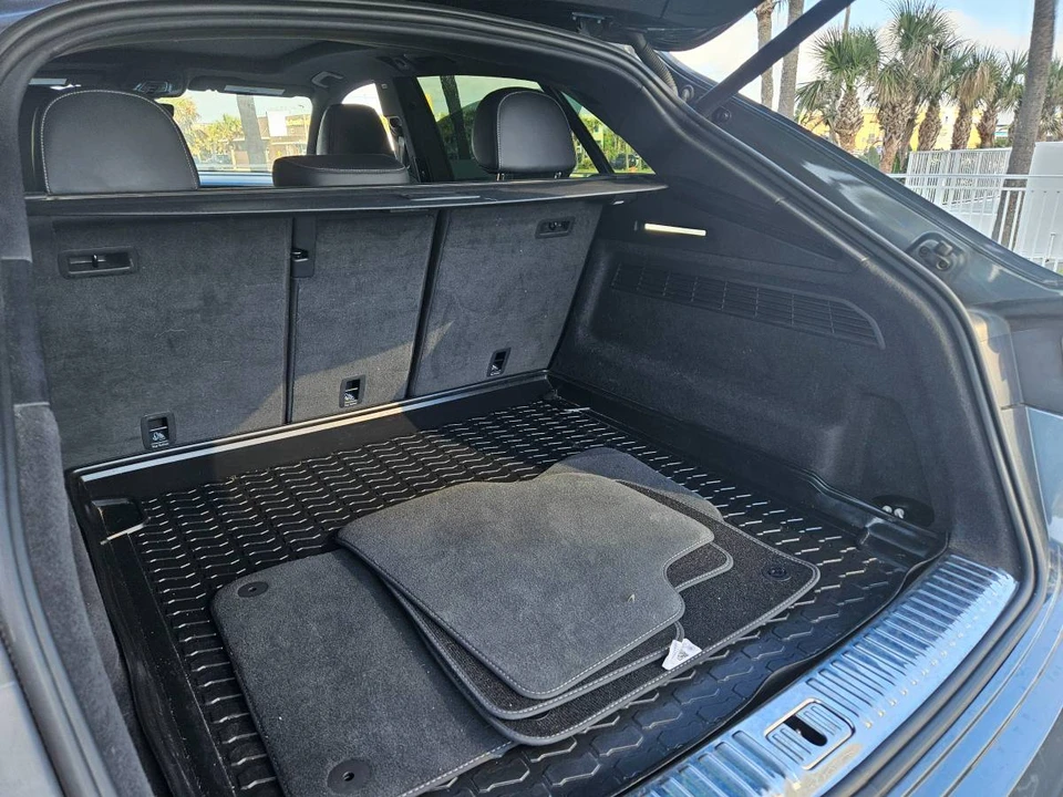 2021 Audi SQ8 - Image 18 of 24