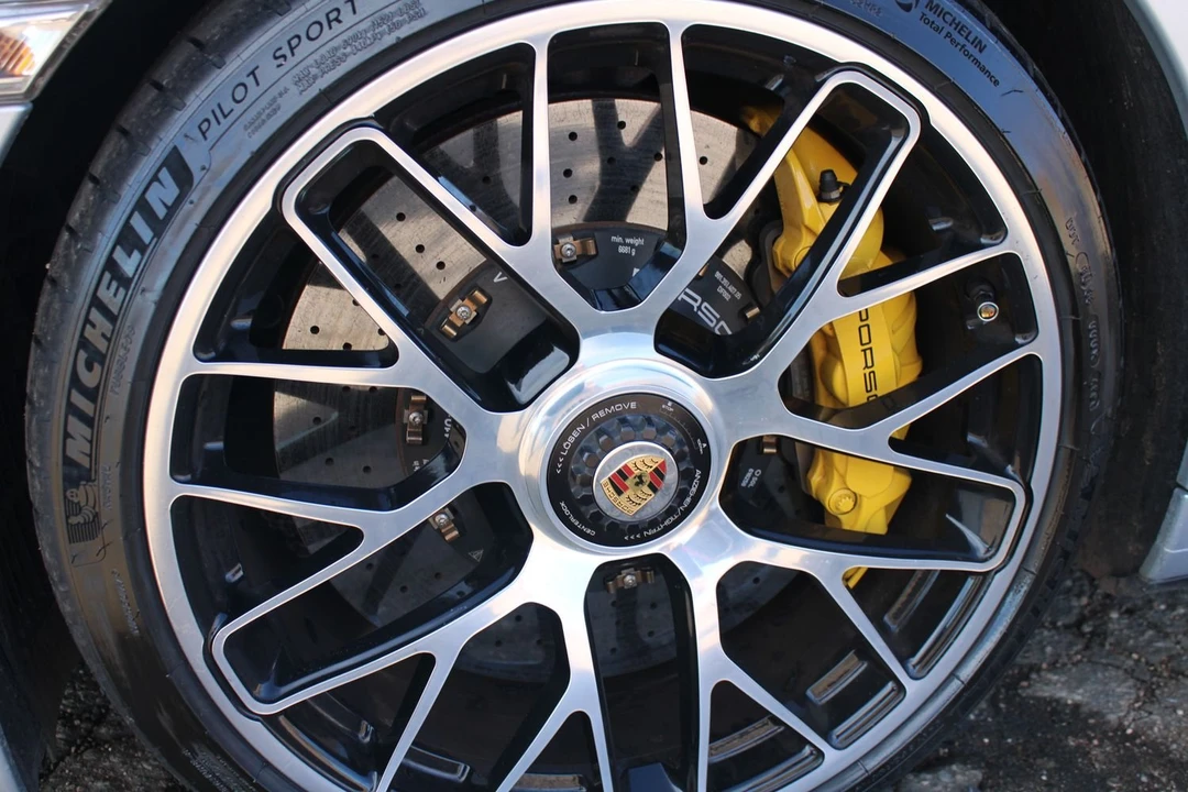 2015 Porsche 991 Turbo S - Image 29 of 31