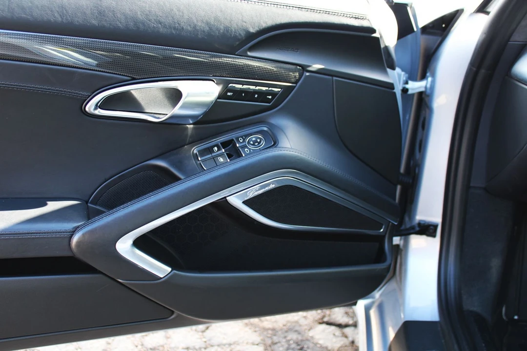 2015 Porsche 991 Turbo S - Image 12 of 31