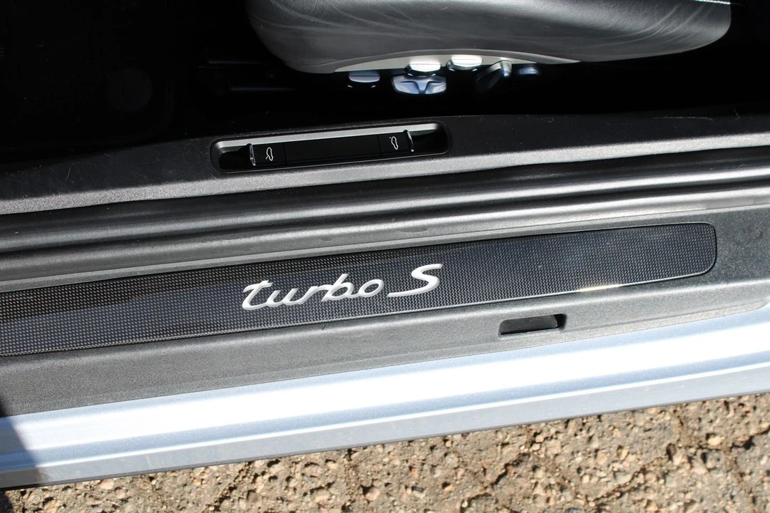 2015 Porsche 991 Turbo S - Image 14 of 31