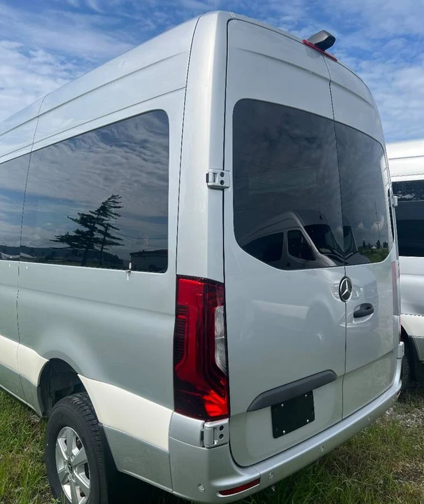 2023 Mercedes-Benz VS30 Sprinter - Image 6 of 8