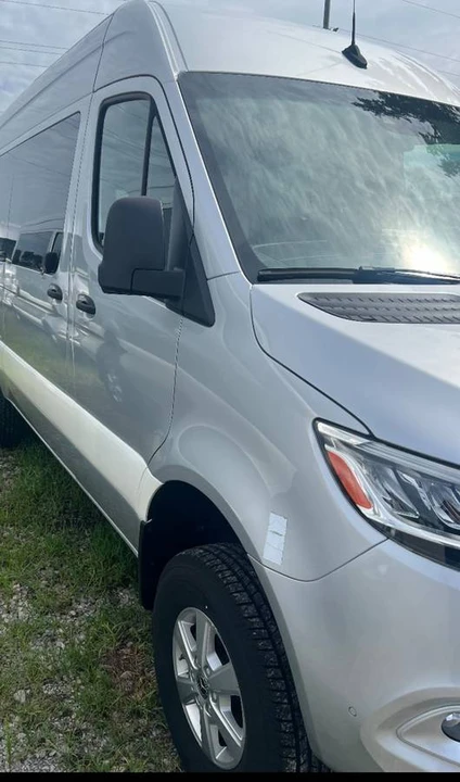 2023 Mercedes-Benz VS30 Sprinter - Image 3 of 8