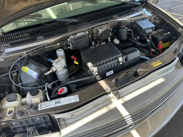 2002 Chevrolet Astro - Image 19 of 20