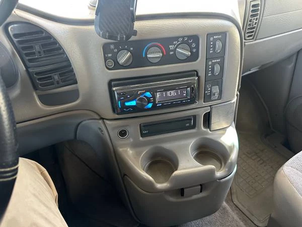 2002 Chevrolet Astro - Image 16 of 20