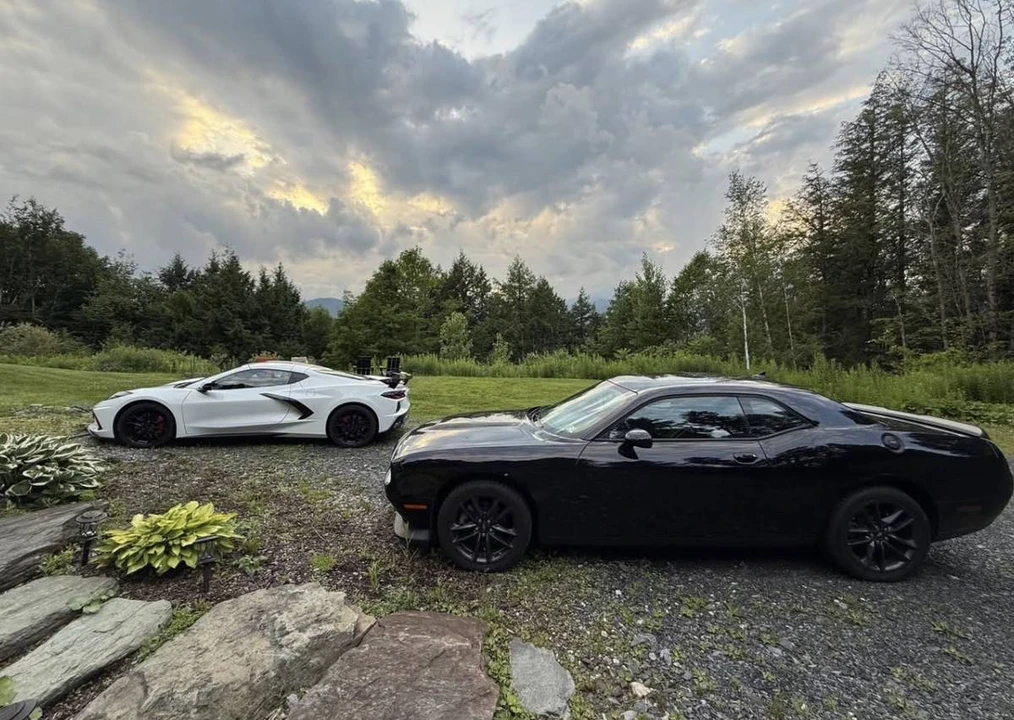 2022 Dodge Challenger 3rd Gen - Image 15 of 23