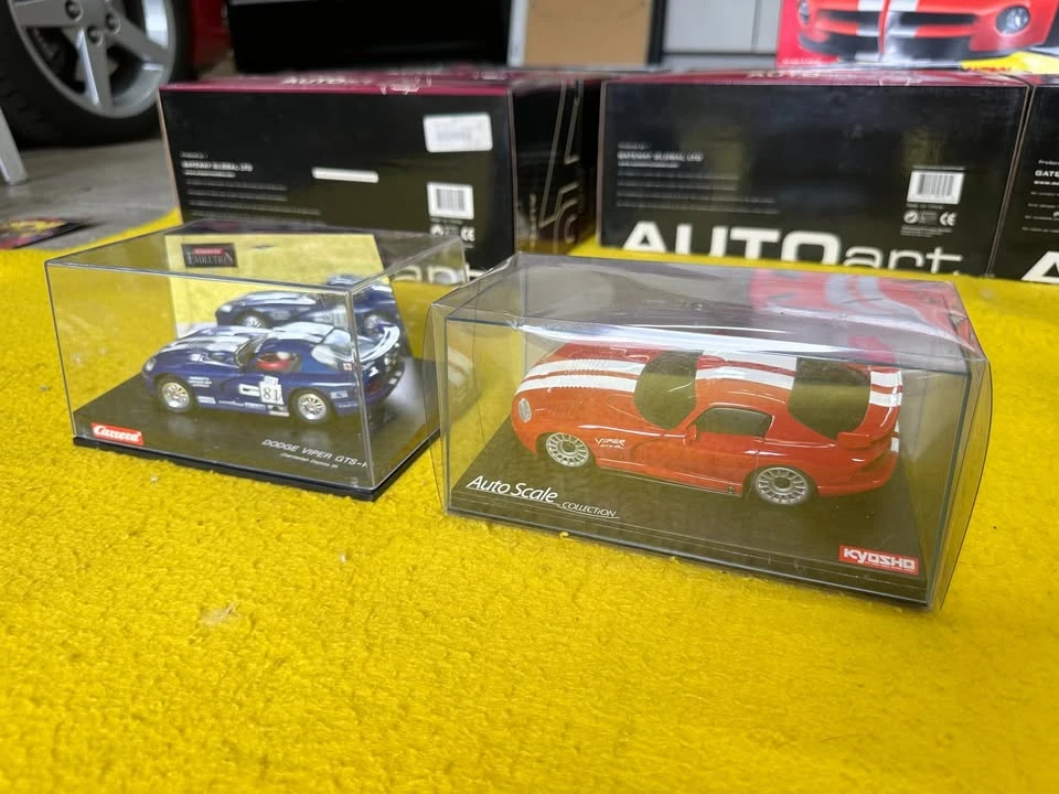 Parts & Memorabilia Scale Models - Image 2 of 10