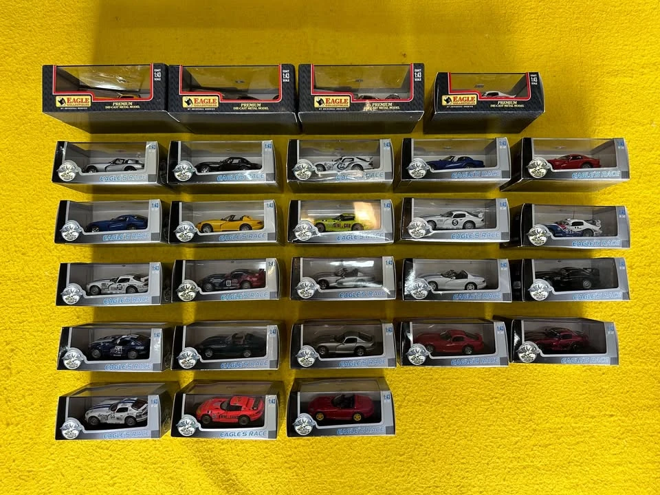 Parts & Memorabilia Scale Models - Image 4 of 10