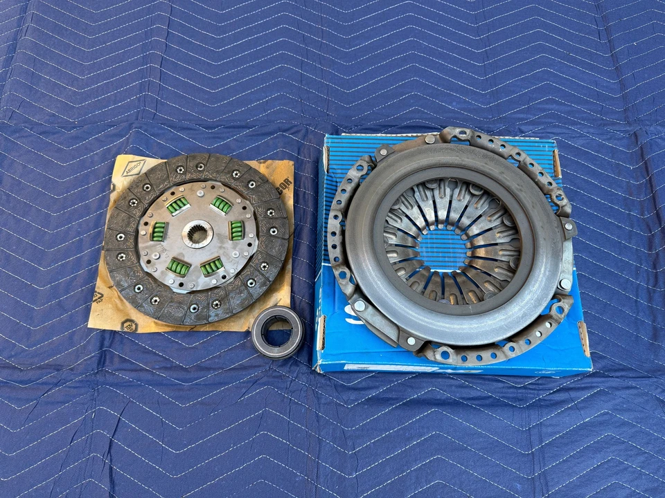 2009 Parts & Memorabilia Mechanical Components - Image 3 of 14