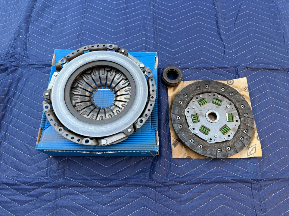 2009 Parts & Memorabilia Mechanical Components - Image 4 of 14