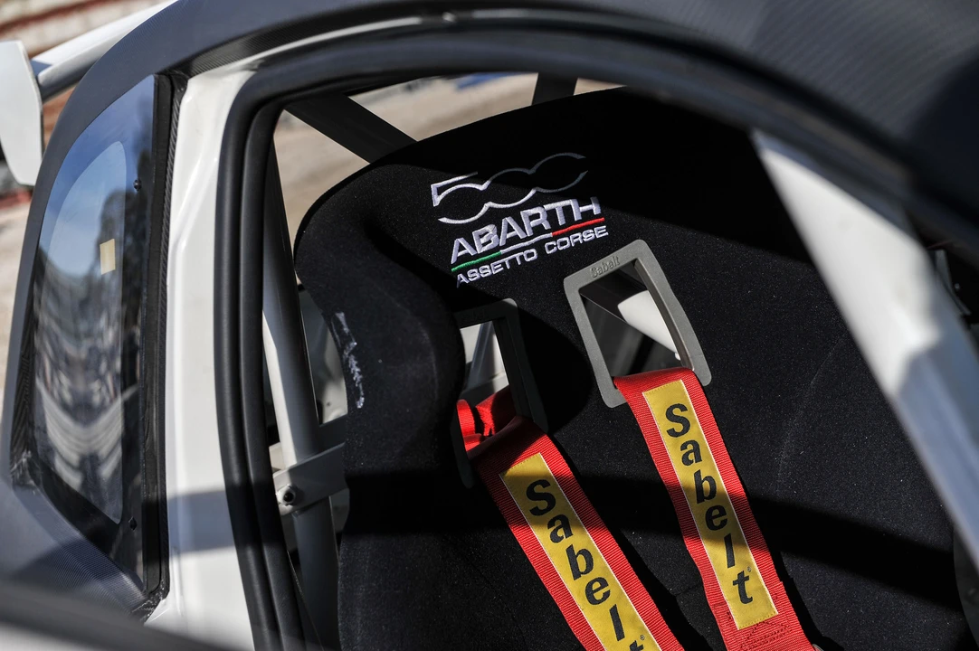 Abarth - Image 16 of 26