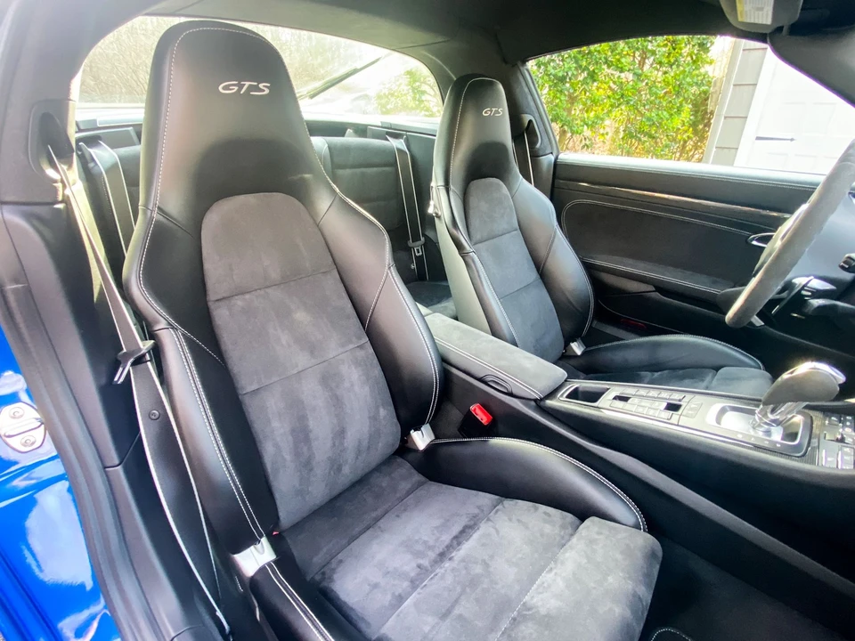 2016 Porsche 991 Targa 4 GTS - Image 9 of 11