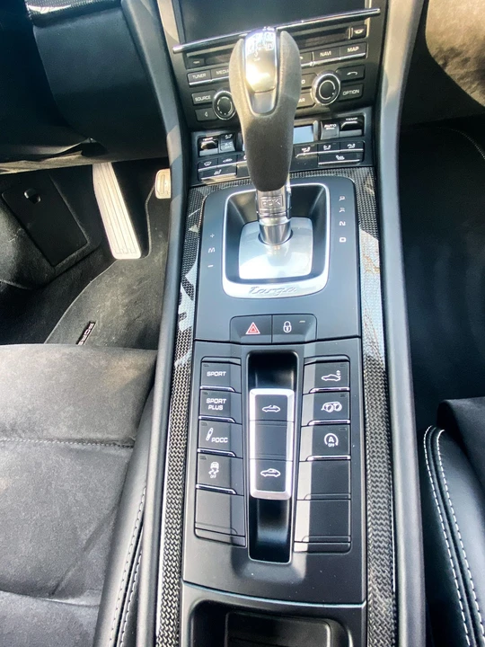 2016 Porsche 991 Targa 4 GTS - Image 8 of 11