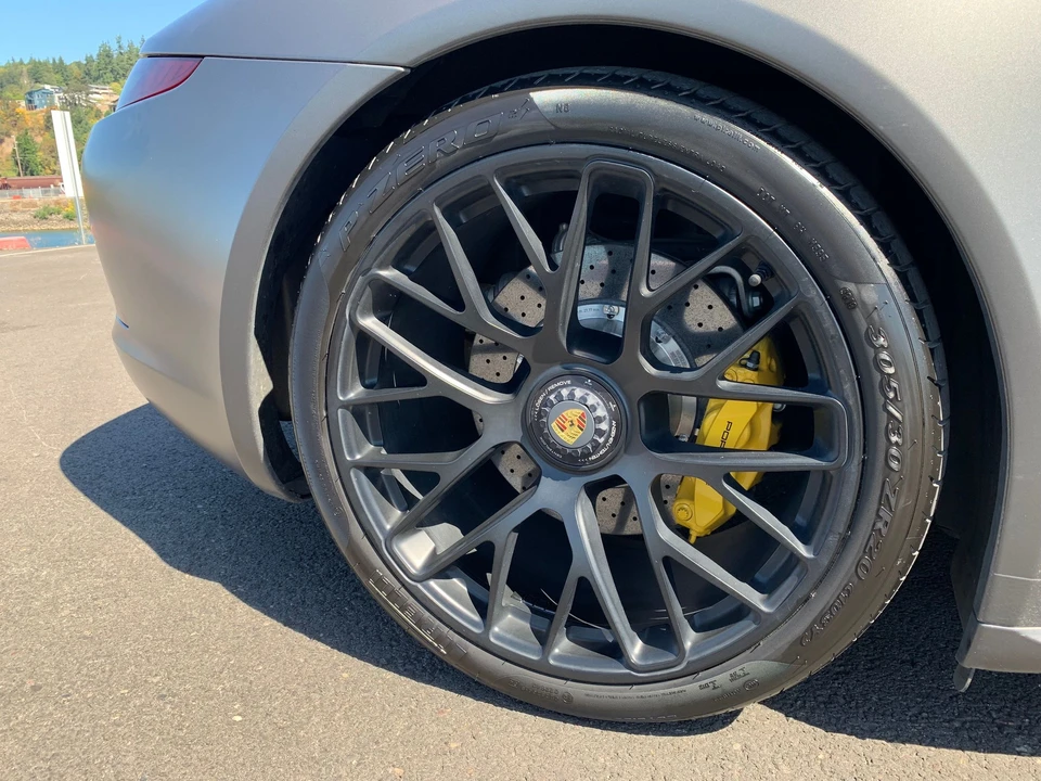 2016 Porsche 991 Targa 4 GTS - Image 13 of 31