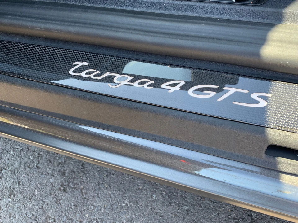 2016 Porsche 991 Targa 4 GTS - Image 18 of 31