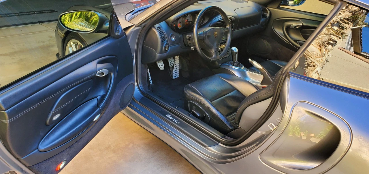2001 Porsche 996 Turbo - Image 17 of 18
