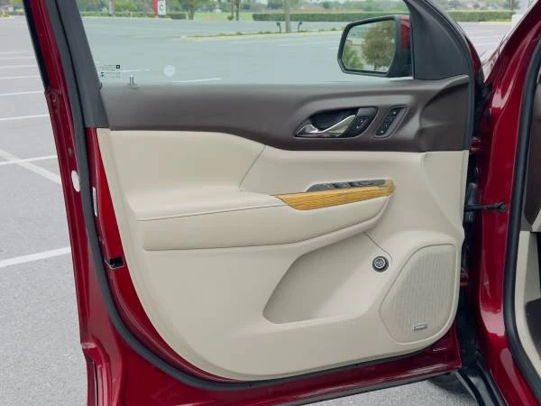 2017 GMC Acadia - Image 12 of 21