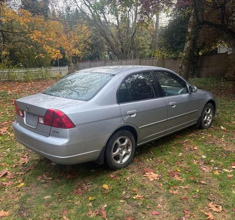 2002 Acura EL - Image 10 of 10
