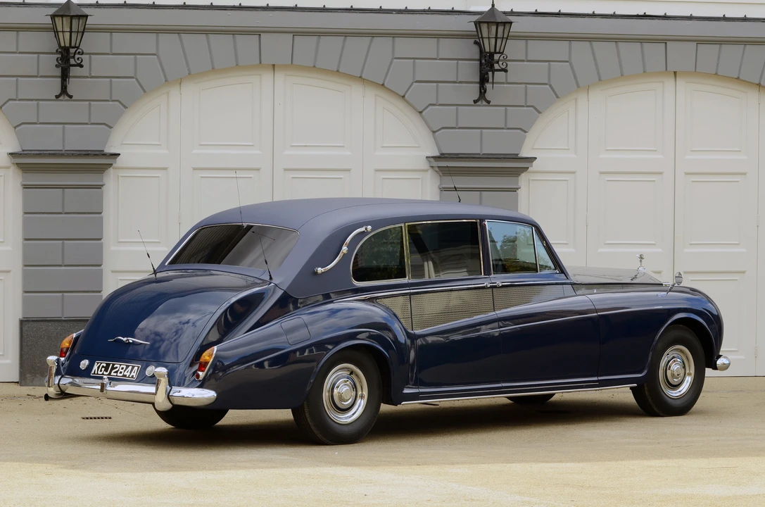 1963 Rolls-Royce Phantom V - Image 8 of 10