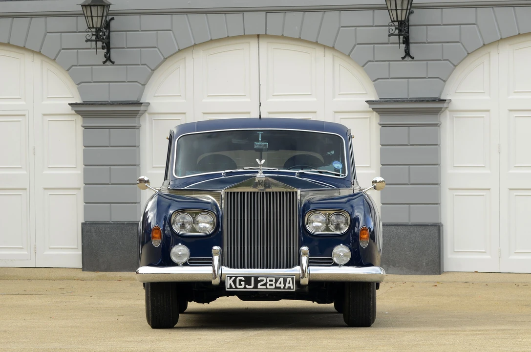 1963 Rolls-Royce Phantom V - Image 9 of 10