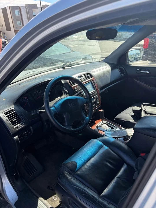 2001 Acura MDX 1st Gen - Image 4 of 5