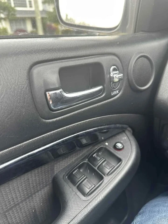 2005 Acura EL - Image 4 of 5