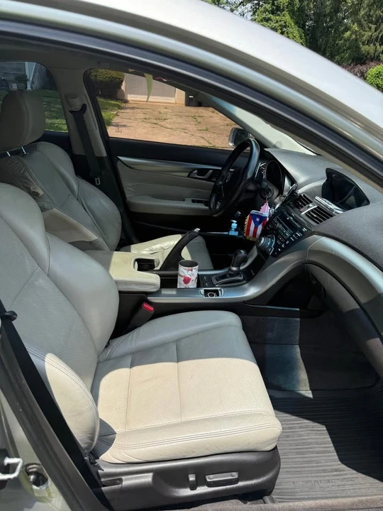 2010 Acura TSX 2nd Gen - Image 7 of 10