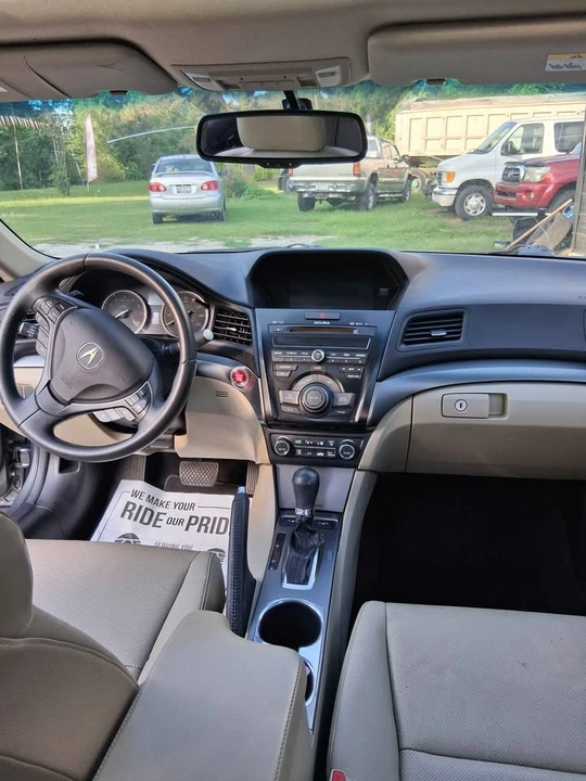 2013 Acura ILX - Image 5 of 10