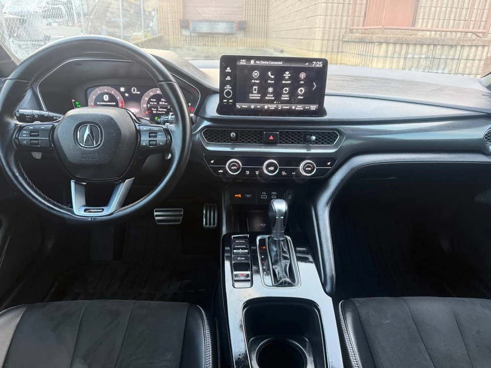 2025 Acura Integra 5th Gen - Image 12 of 17