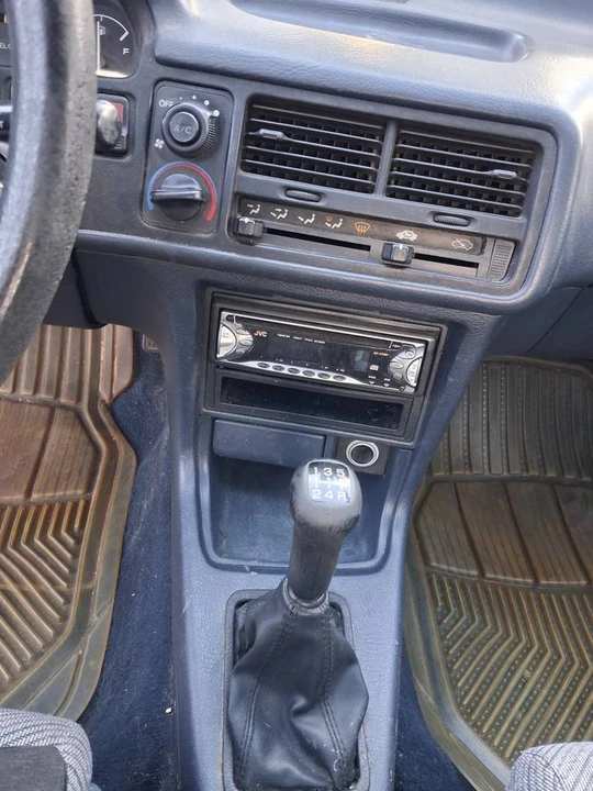 1990 Acura Integra 2nd Gen - Image 3 of 15