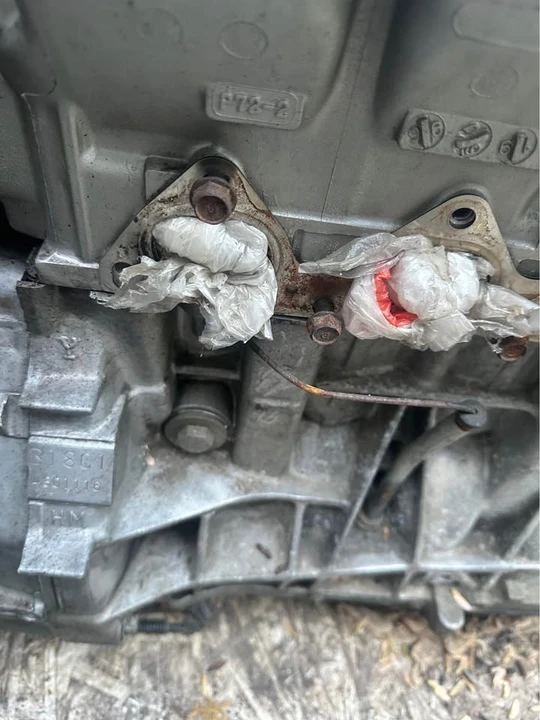 Parts & Memorabilia Engines - Image 2 of 3