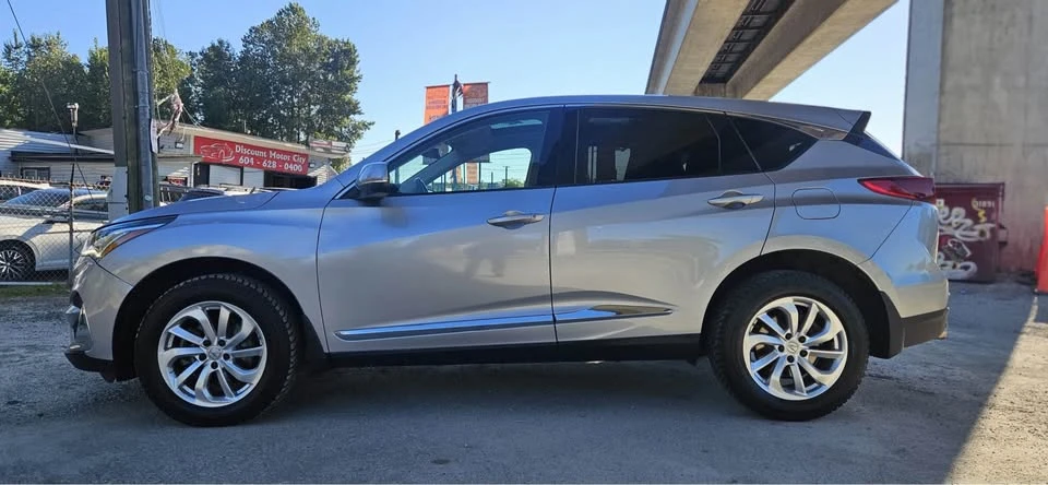 Acura RDX - Image 2 of 17