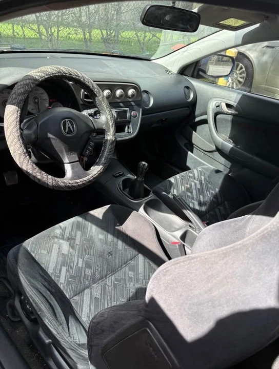 Acura RSX - Image 2 of 9