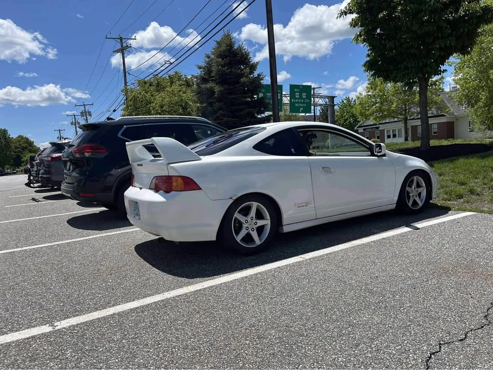 Acura RSX - Image 3 of 4