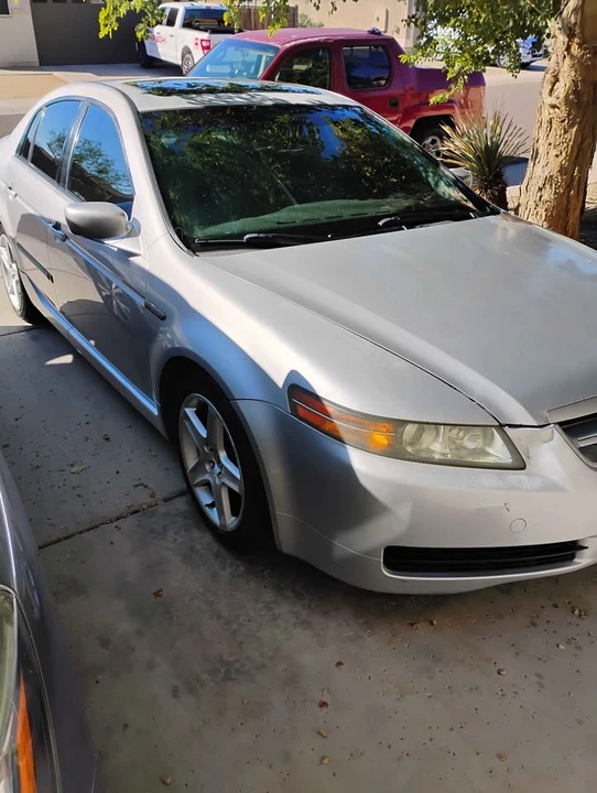 2005 Acura TL 3rd Gen - Image 2 of 10