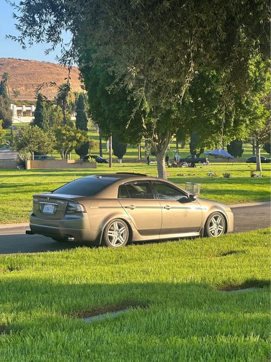 2007 Acura TL 3rd Gen - Image 2 of 6