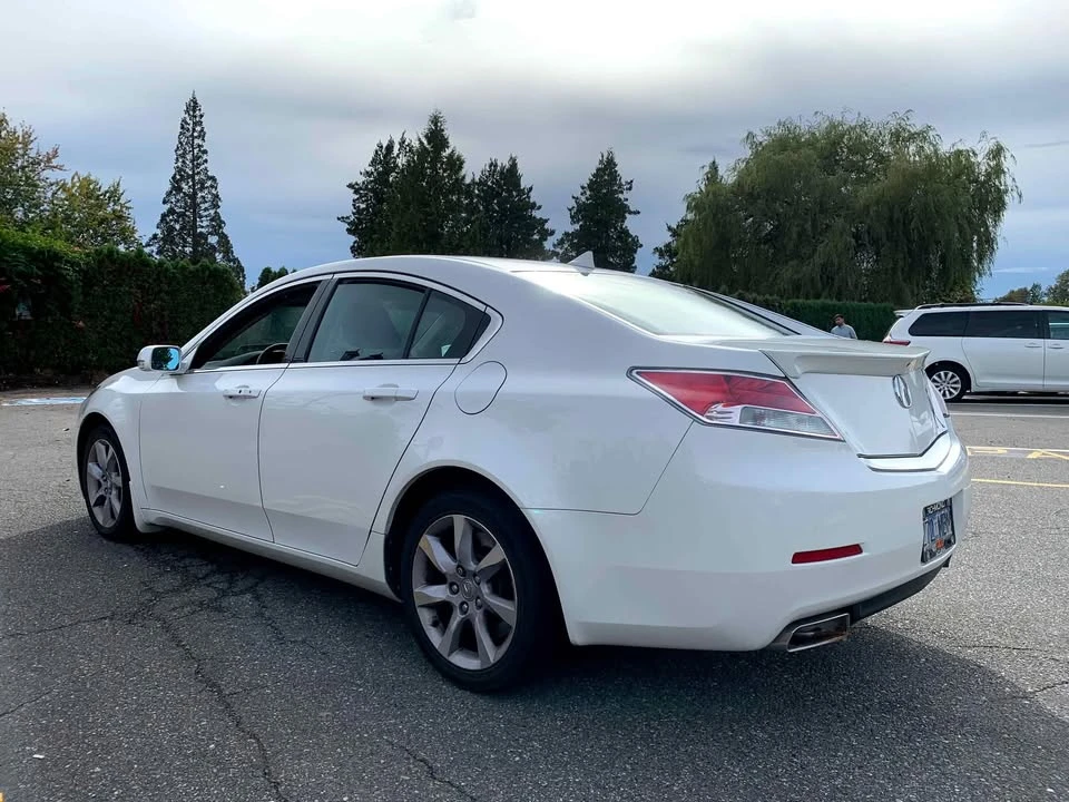 2014 Acura TL 4th Gen - Image 9 of 10