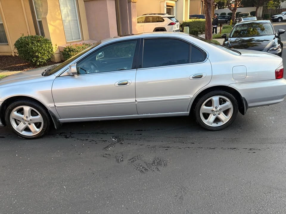 2002 Acura TL 2nd Gen - Image 5 of 7