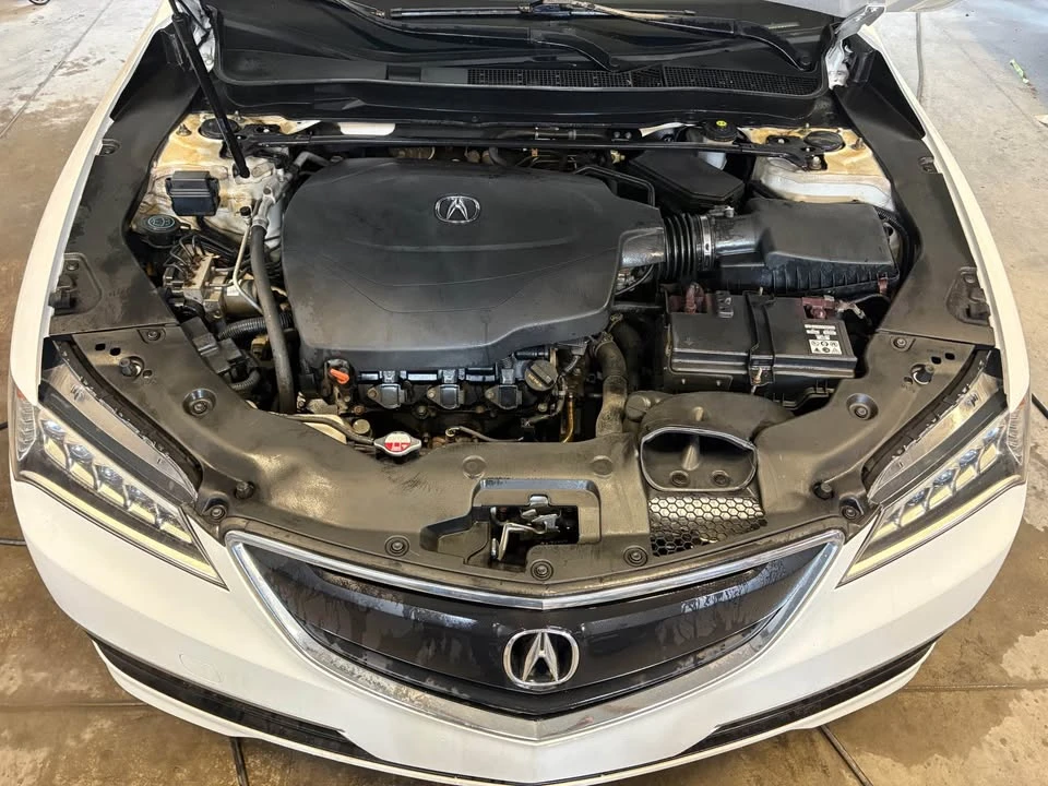 2015 Acura TLX 1st Gen - Image 8 of 10