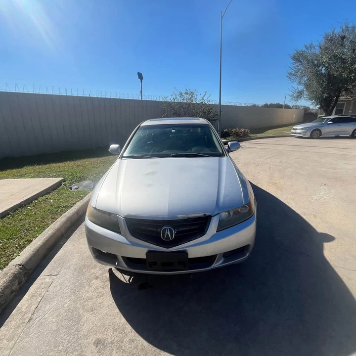 2004 Acura TSX 1st Gen - Image 2 of 10