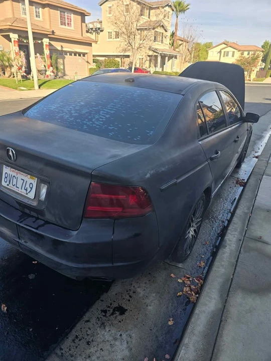Acura TL - Image 2 of 10