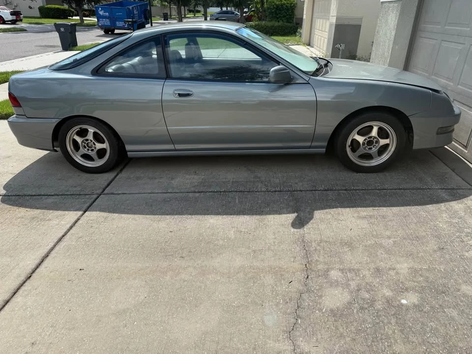 1996 Acura Integra 3rd Gen - Image 2 of 10