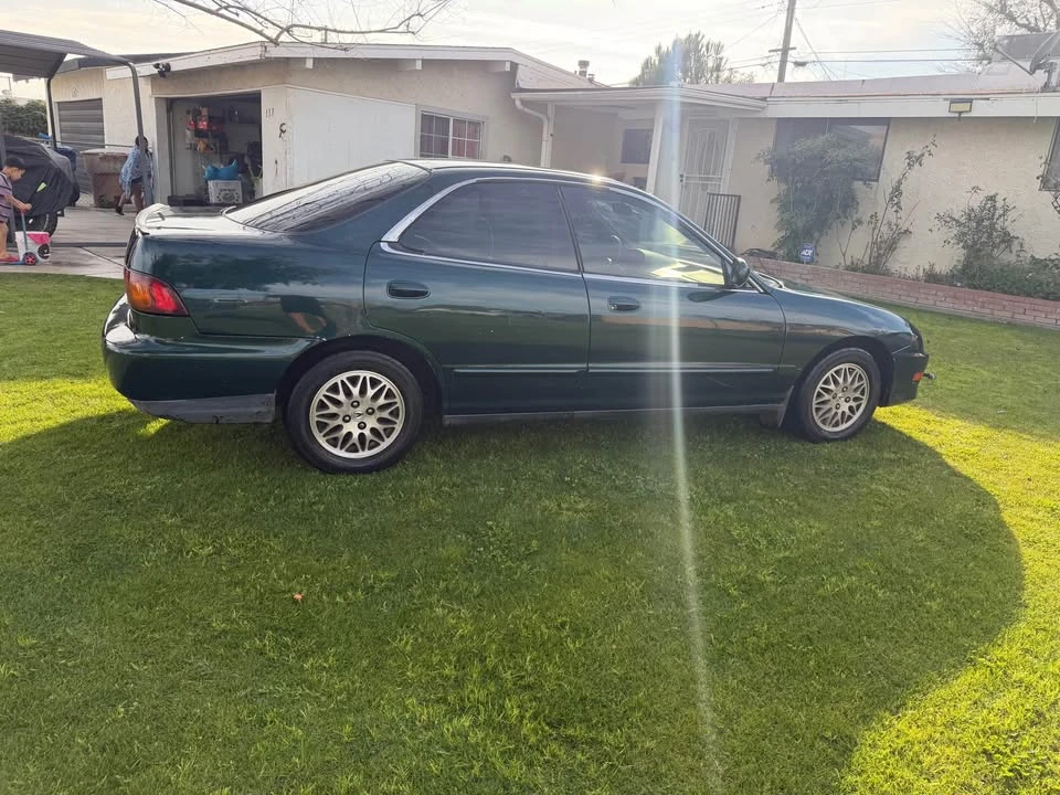 1999 Acura Integra 3rd Gen - Image 2 of 8